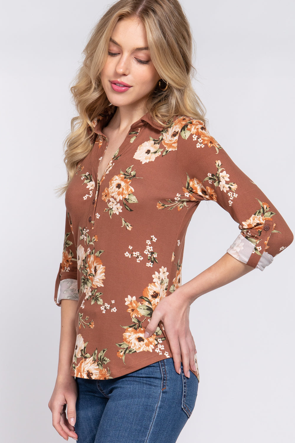 3/4 Roll Up Slv Notched Print Knit Top Smile Sparker