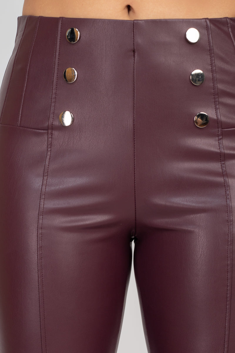 Button-detailed Skinny Pants Smile Sparker