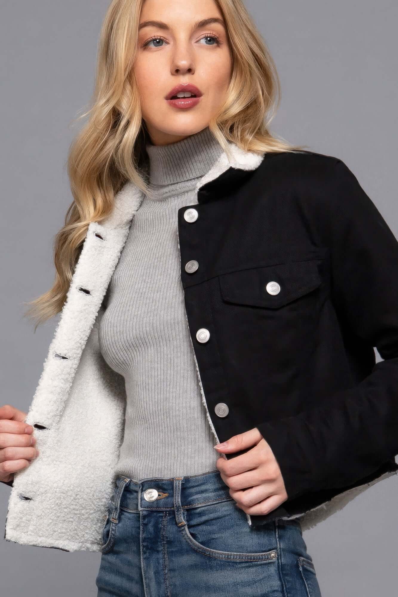 Aurevia Button Closure Sherpa Lined Twill Jacket For Women - Smile Sparker