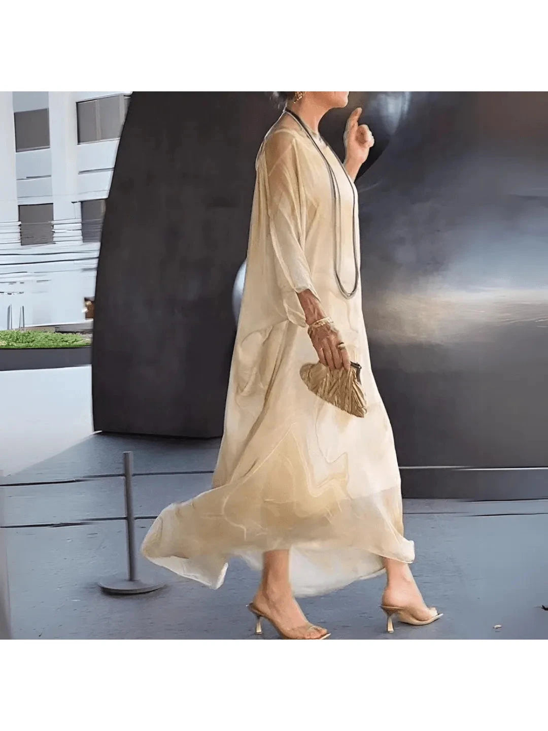 Sophie | Elegant Flowing Chiffon Maxi Dress for Formal Occasions 3