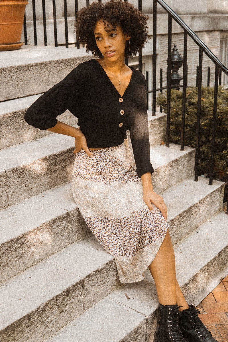 A Floral-print Woven Midi Skirt Smile Sparker
